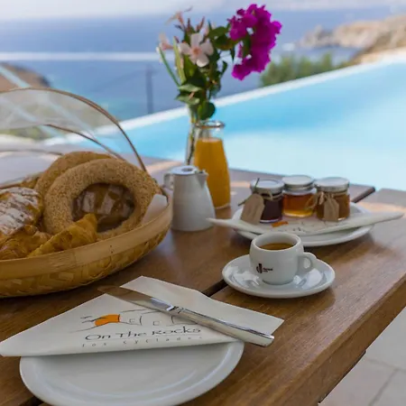 On The Rocks - The Main House - Serviced Chora (Ios)