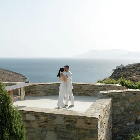 On The Rocks - The Main House - Serviced Chora (Ios)